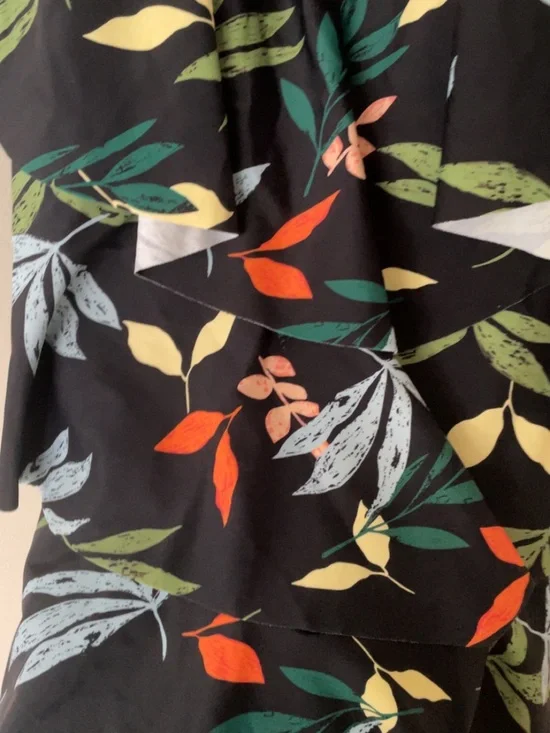 Black Floral Ruffle Tankini Top - Multicolor Leaf Print - Picture 6 of 6